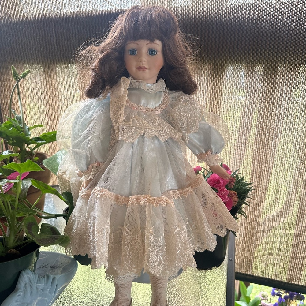 Vintage-Style Porcelain Doll in White and Cream Lace Dress